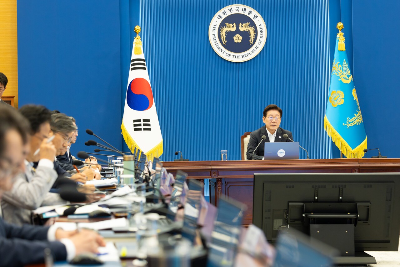 이재명 대통령 '임기 새로 시작하는 마음으로 국정 속도 높여라'